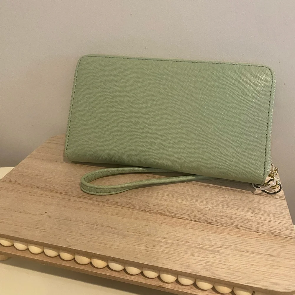 Steve Madden Mint Green Large Wallet - Picture 3 of 5